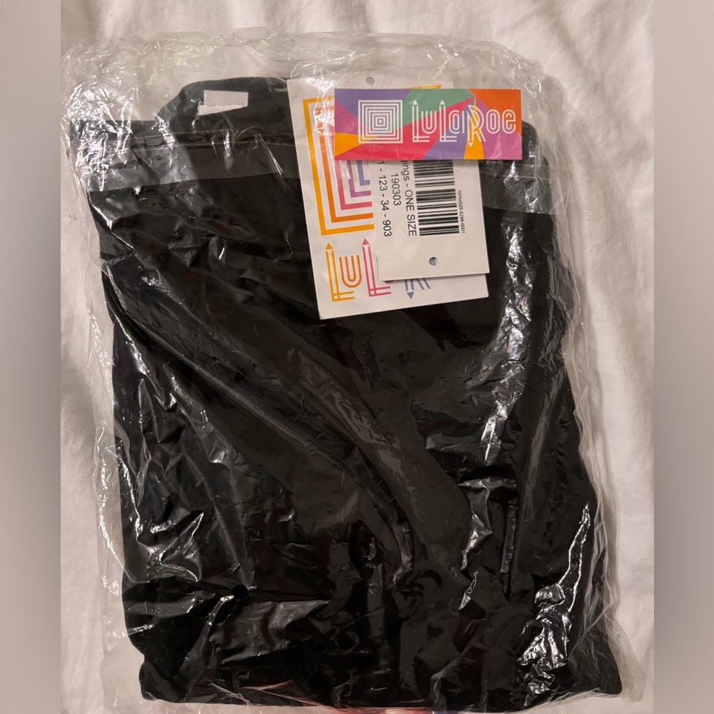 Lularoe one size black legging - Picture 2 of 2
